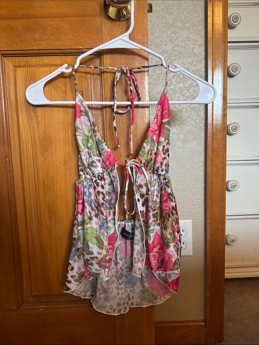 White Fox Boutique Pink Floral Tie-Back Halter Cami